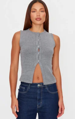 PrettyLittleThing Knitted Tops*Soft Knitted Button Through Vest