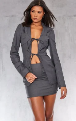 Sale PrettyLittleThing Tailored Woven Tie Front Longline Blazer Charcoal