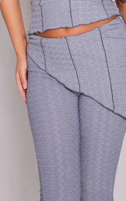 Outlet PrettyLittleThing Textured Asymmetric Flare Pants Charcoal