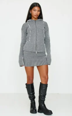 Hot PrettyLittleThing Two Tone Knitted Zip Up Cardigan Charcoal