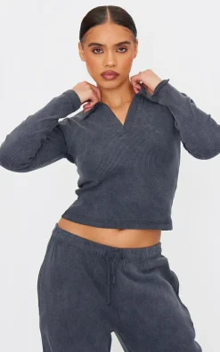 Best PrettyLittleThing Washed Ribbed V Neck Fitted Long Sleeve Top Charcoal