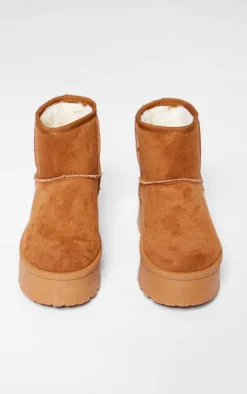 PrettyLittleThing Platforms*Faux Suede Cleated Ankle Platform Boots