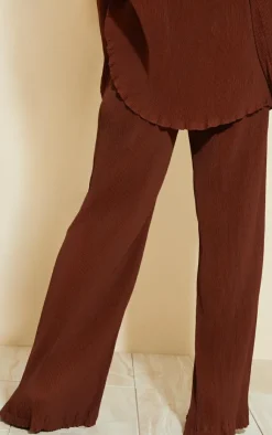 Discount PrettyLittleThing Plisse High Waisted Wide Leg Pants Chocolate Brown