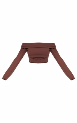 Online PrettyLittleThing Chiffon Off The Shoulder Long Sleeve Crop Top Chocolate