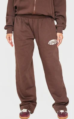 Clearance PrettyLittleThing Contrast Studio Archives Embroidered Wide Leg Sweatpants Chocolate
