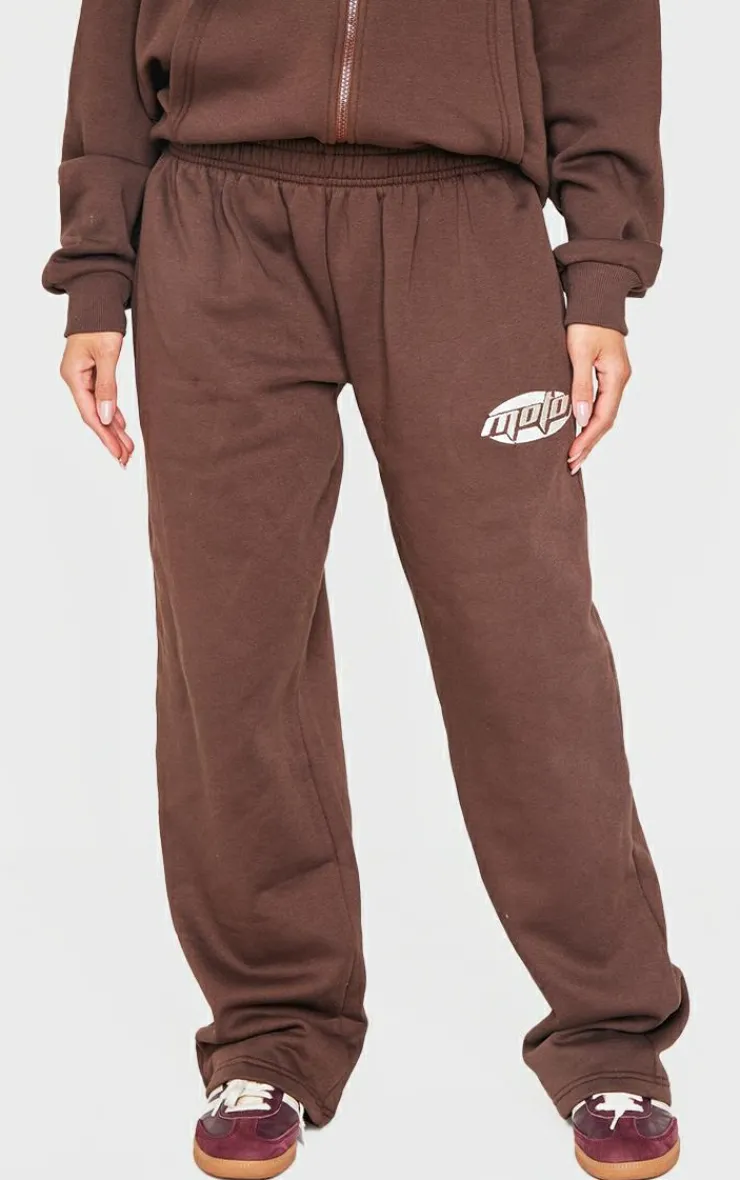 Clearance PrettyLittleThing Contrast Studio Archives Embroidered Wide Leg Sweatpants Chocolate