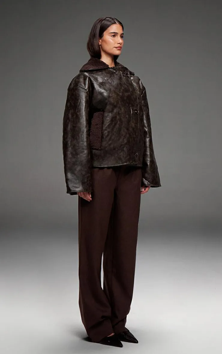 PrettyLittleThing Aviator Jackets*Chocolate Distressed Faux Leather Borg Contrast Aviator Jacket