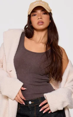 PrettyLittleThing Snatched*Chocolate Faded Snatched Rib Scoop Neck Vest Top