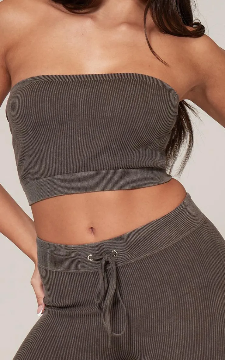 Online PrettyLittleThing Chocolate Faded Snatched Rib Bandeau Crop Top Chocolate.