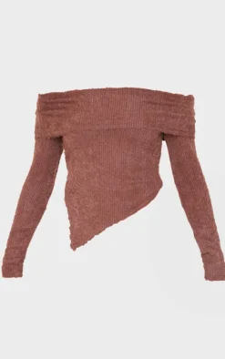 Clearance PrettyLittleThing Chocolate Fluffy Asymmetric Fold Over Bardot Top Chocolate.