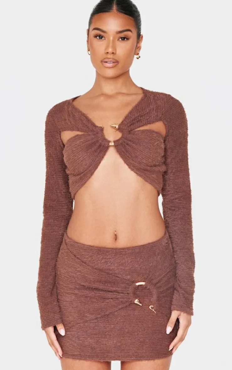 PrettyLittleThing Chocolate Fluffy Textured Trim Detail Crop Top Chocolate.