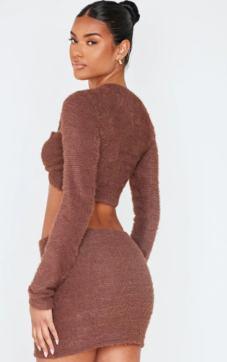 PrettyLittleThing Chocolate Fluffy Textured Trim Detail Crop Top Chocolate.