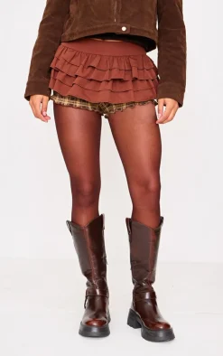 PrettyLittleThing Thanksgiving Outfits*Chocolate Frilly Peplum Detail Skort