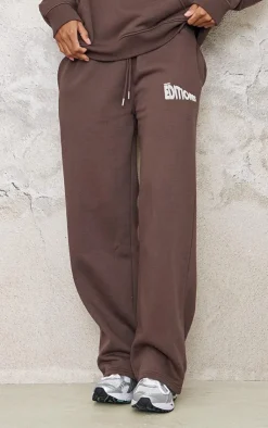 PrettyLittleThing Limited Editions Oversized Puff Print Straight Leg Sweatpants Chocolate