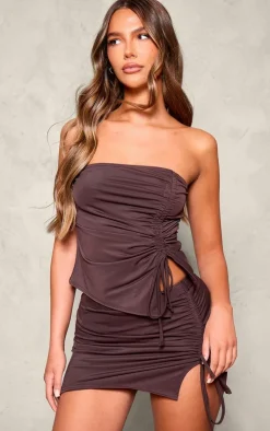 Hot PrettyLittleThing Chocolate Matte Touch Ruched Side Bandeau Chocolate.