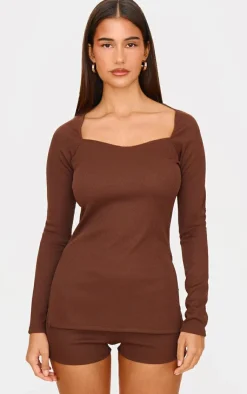 Best PrettyLittleThing Chocolate Ottoman Ribbed Hot Pants Chocolate.