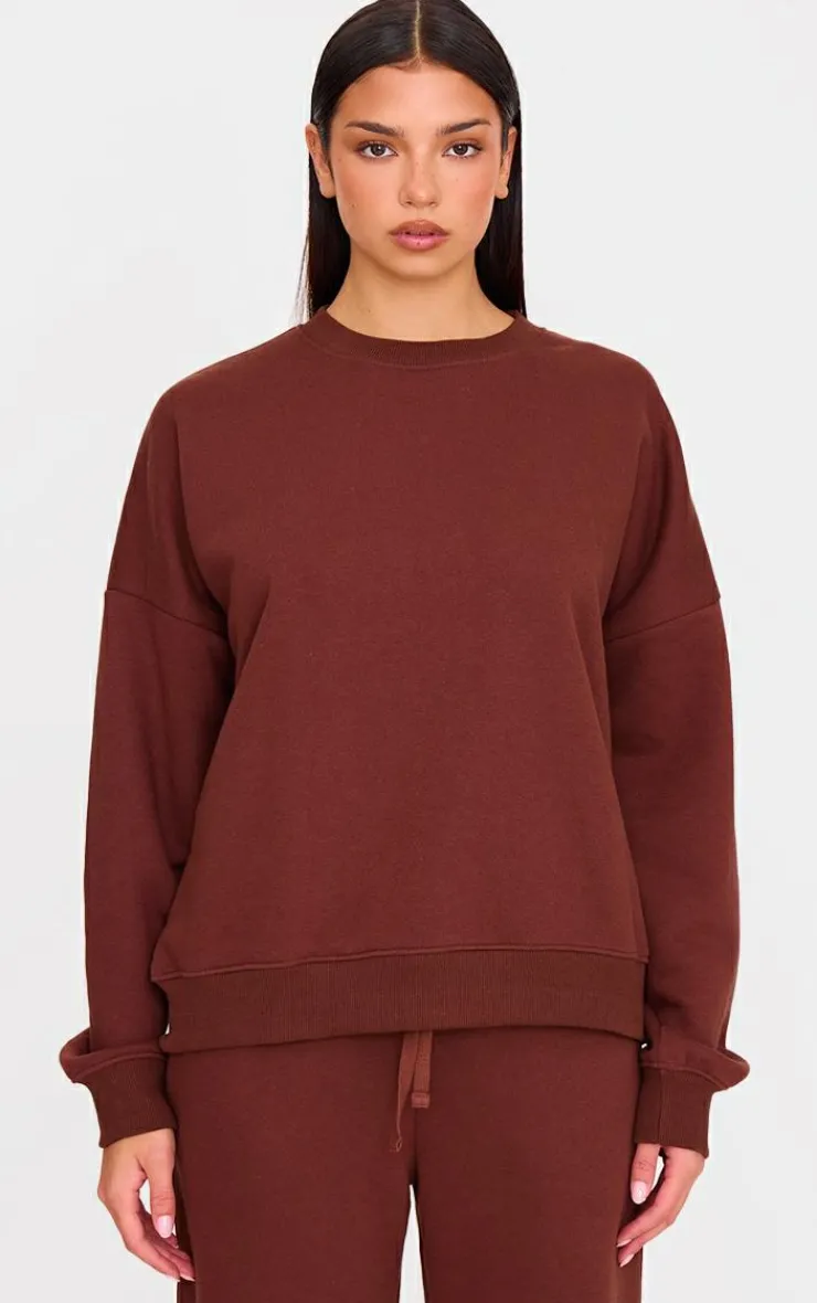 Discount PrettyLittleThing Chocolate Oversized Long Sleeve Sweatshirt Chocolate.