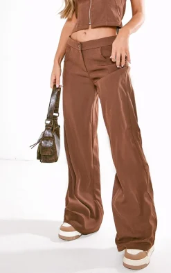 PrettyLittleThing Premium Woven High Waist Tailored Pants Chocolate