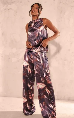 Sale PrettyLittleThing Printed Satin Open Back Longline Top Chocolate