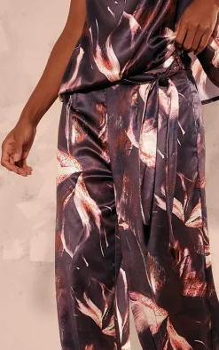 PrettyLittleThing Printed Satin Tailored Belted Wide Leg Pants Chocolate