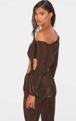 Clearance PrettyLittleThing Slinky Ruched Off The Shoulder Long Sleeve Top Chocolate