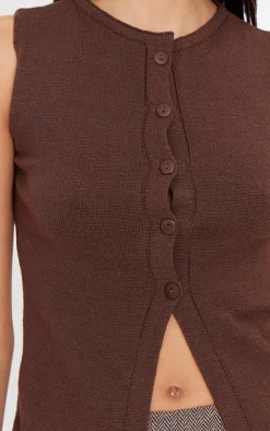 PrettyLittleThing Knitted Tops*Soft Knitted Button Through Vest