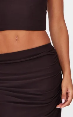 New PrettyLittleThing Soft Touch Ruched Maxi Skirt Chocolate
