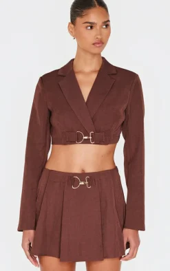 New PrettyLittleThing Chocolate Tailored Woven Buckle Detail Pleated Micro Mini Skirt Chocolate.