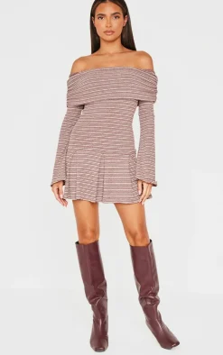 Textured Monochrome Bardot Flared Sleeve Shift Dress-PrettyLittleThing New