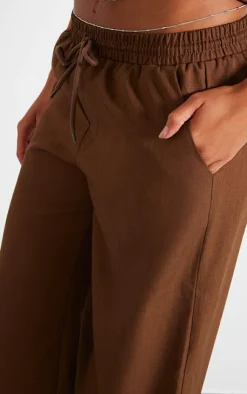 Outlet PrettyLittleThing Chocolate Woven Mid Rise Wide Leg Pants Chocolate.