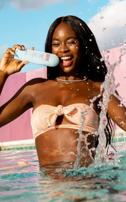 PrettyLittleThing Sun Care*Coco & Eve Body Sunscreen Spf50+ 200ml