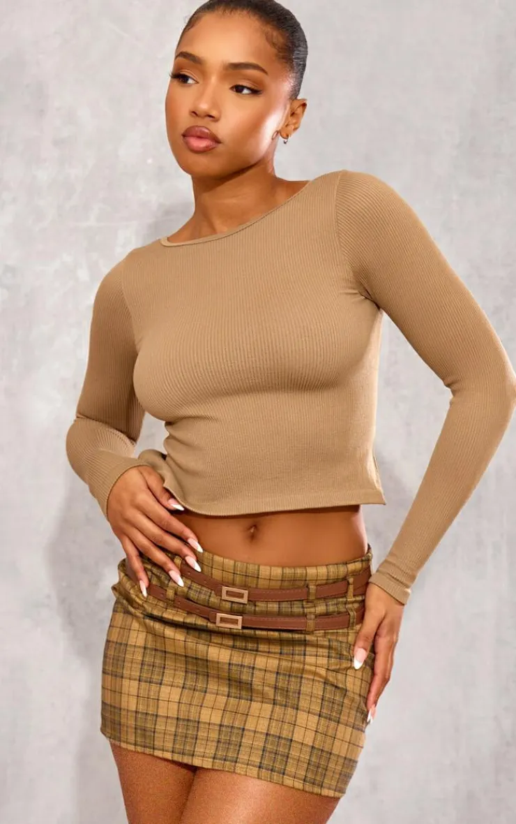 PrettyLittleThing Snatched*Snatched Rib Back Detail Long Sleeve Top