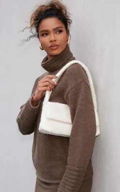 PrettyLittleThing Shoulder Bags*Borg Boucle Fold Over Shoulder Bag