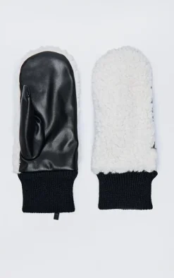 PrettyLittleThing Scarves & Gloves*Borg Contrast PU Mittens