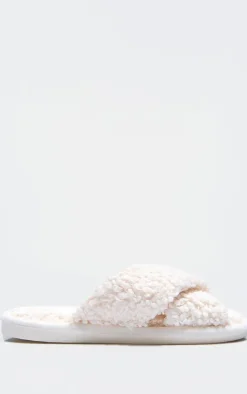 PrettyLittleThing Christmas Gifts*Borg Cross Over Slippers