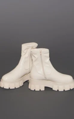 PrettyLittleThing Ankle Boots*Cleated Sole Ankle Sock Boots
