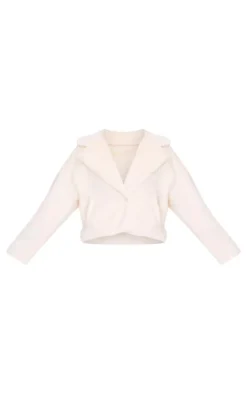PrettyLittleThing Faux Fur Coats*Faux Fur Cropped Blazer