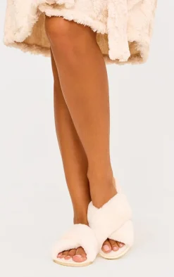 PrettyLittleThing Christmas Gifts*Faux Fur Cross Over Slippers