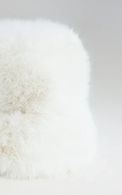 PrettyLittleThing Hats*Faux Fur Fluffy Bucket Hat