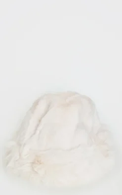 PrettyLittleThing Winter Accessories*Faux Fur Fluffy Trim Bucket Hat