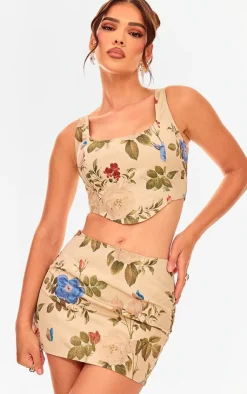 New PrettyLittleThing Floral Mini Skirt Cream