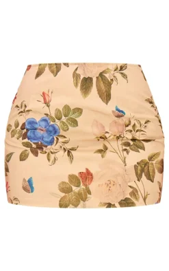 New PrettyLittleThing Floral Mini Skirt Cream