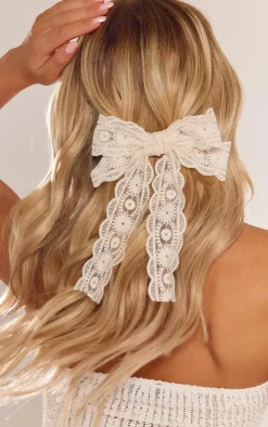 PrettyLittleThing Hair Accessories*Lace Bow Hair Clip