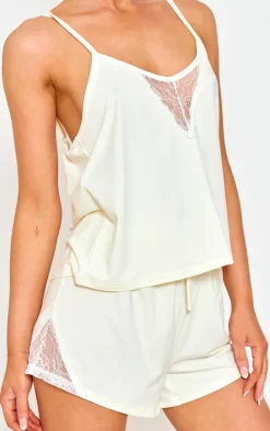 PrettyLittleThing Christmas Shop*Lace Detail Cami And Short Pajama Set