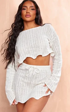 PrettyLittleThing Long Sleeve Cropped Textured Top Cream