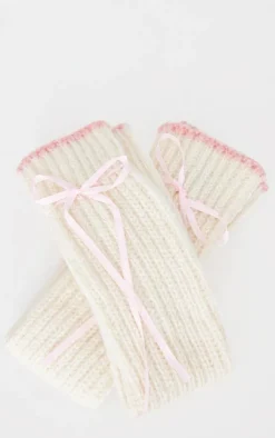 PrettyLittleThing Winter Accessories*Loose Knit Bow Leg Warmers