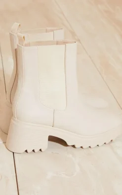 PrettyLittleThing Heeled Boots*Matte PU Chelsea Heeled Ankle Boots