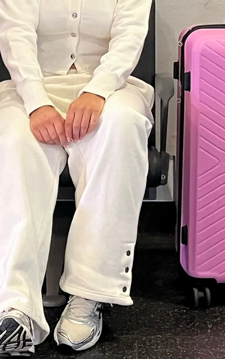 Best PrettyLittleThing Mid Rise Wide Leg Sweatpants Cream