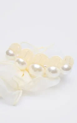 PrettyLittleThing Hair Accessories*Orgnaza Bow Pearl Detail Hair Claw