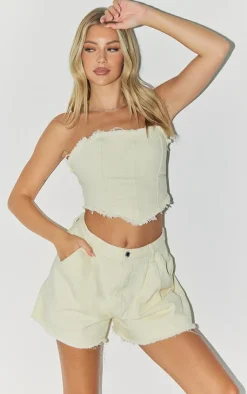 Discount PrettyLittleThing Pleat Front Wide Leg Denim Shorts Cream